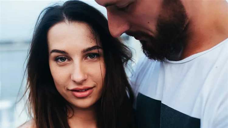 Частое и интенсивное взглядывание